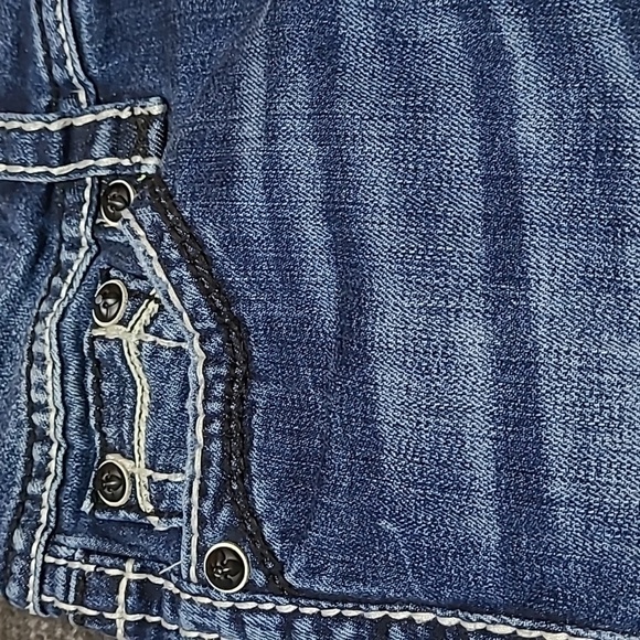 ROCK REVIVAL CELINE BLACK SEQUINS CAPRI DENIM JEAN - Picture 7 of 16